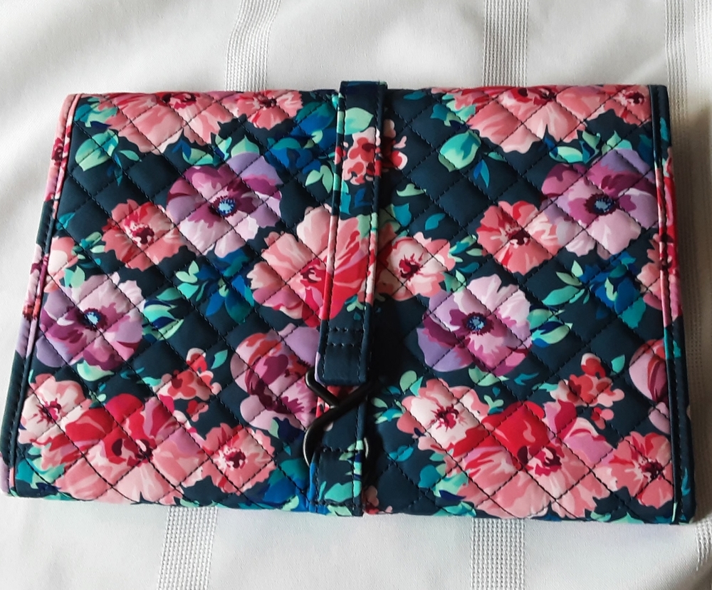 NEW Travelon Hanging Cosmetic Bag